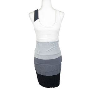 Bailey 44 Dress Women Small White Grey Black Tiered Sleeveless Mini Casual
